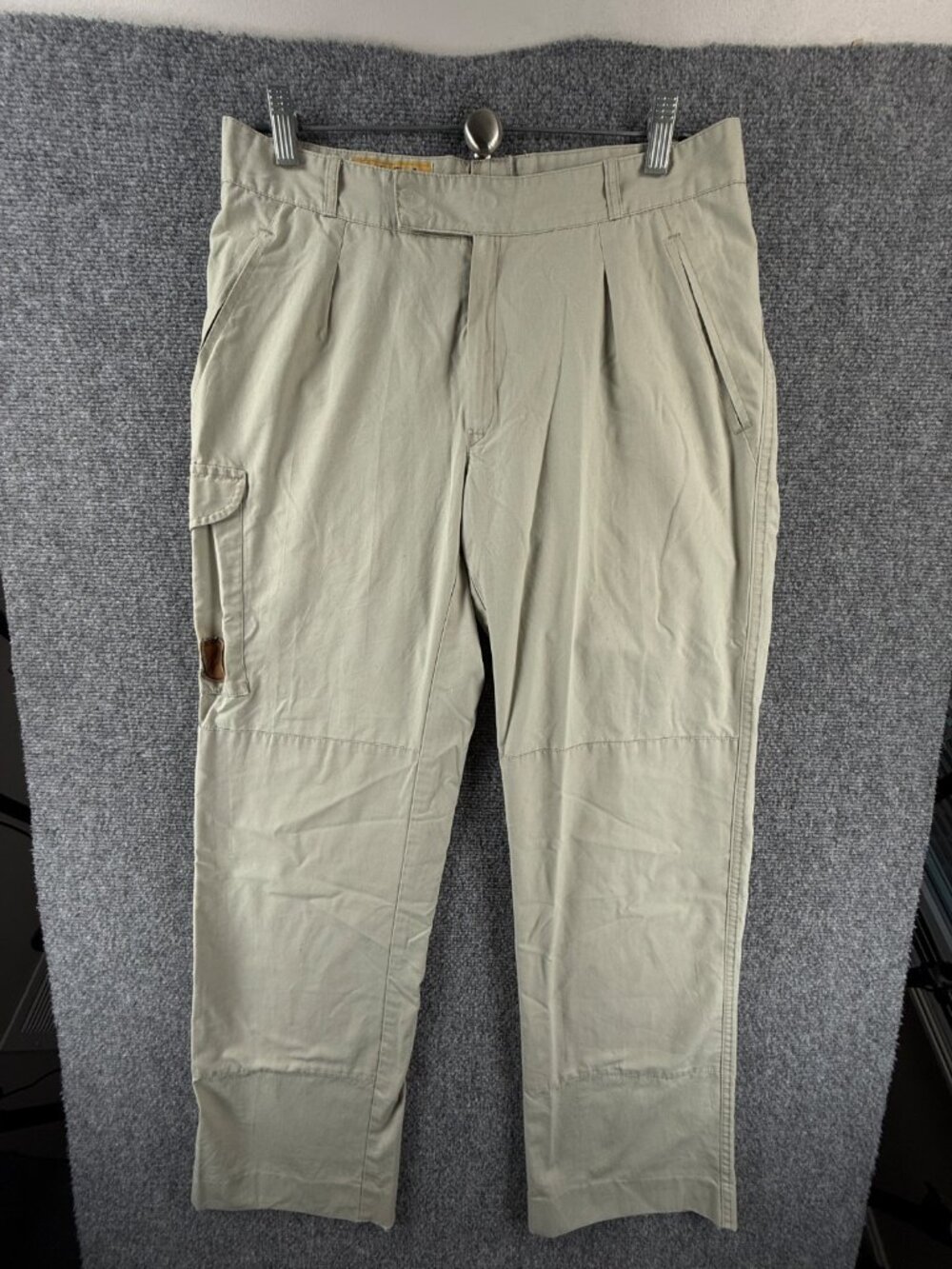 VTG Fjallraven Pleated Beige Pants Cargo Pocket Hiking Women Poly Blend MX 32X30